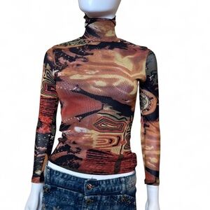 Abstract Patterned Long Sleeve Mesh Top
